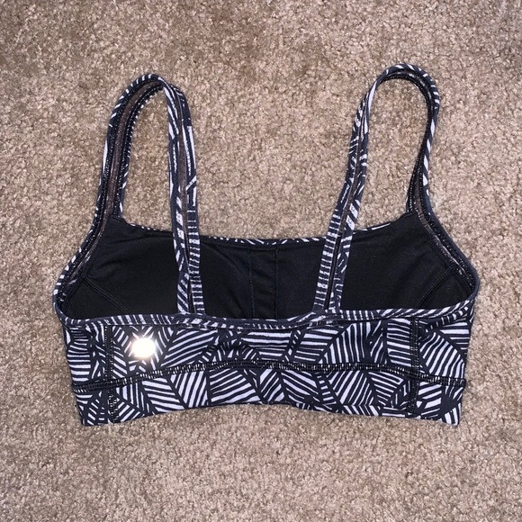 Lululemon Sports Bra - Picture 2 of 3